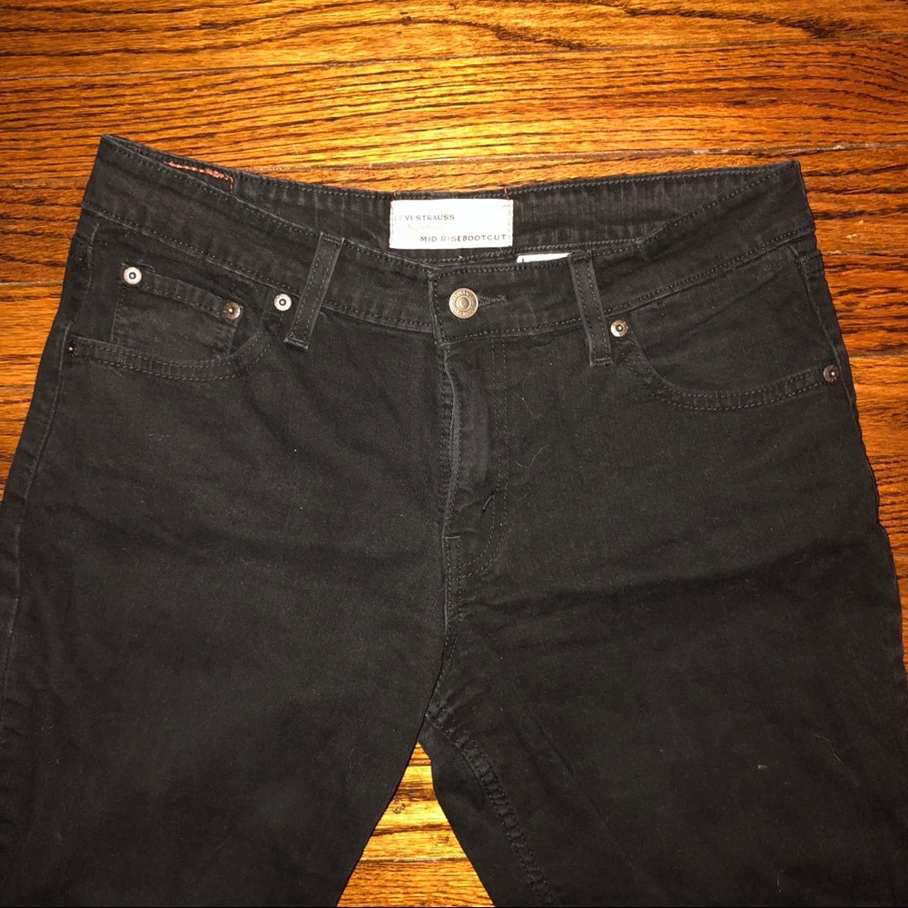 Levi Signature Black Mid Rise Boot Cut Jeans